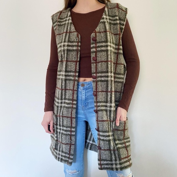 Vintage 90’s Plaid Button-Up Sleeveless Fleece Vest - Picture 1 of 8